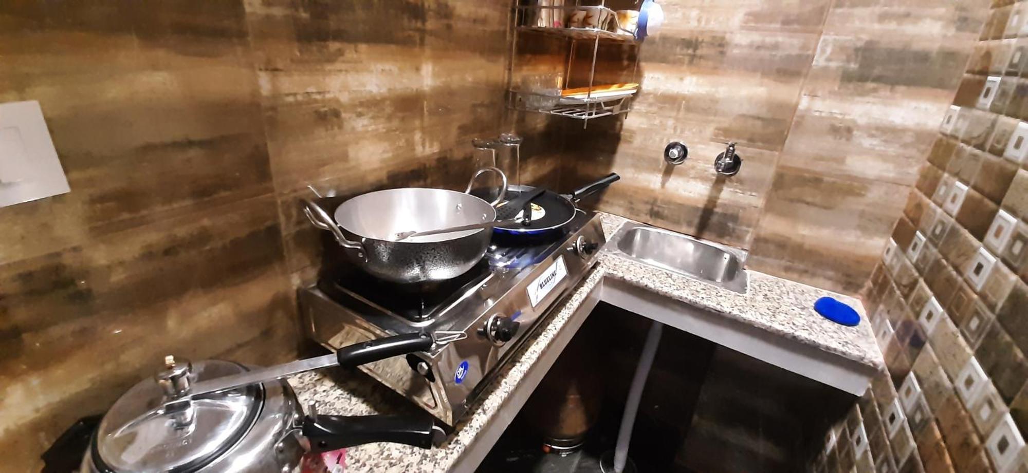 Apartment Aggarwal In Independent Flat With Private Kitchen Washroom Fridge Android Tv Wi Fi And Cooking Utensils For Self Cooking New Delhi