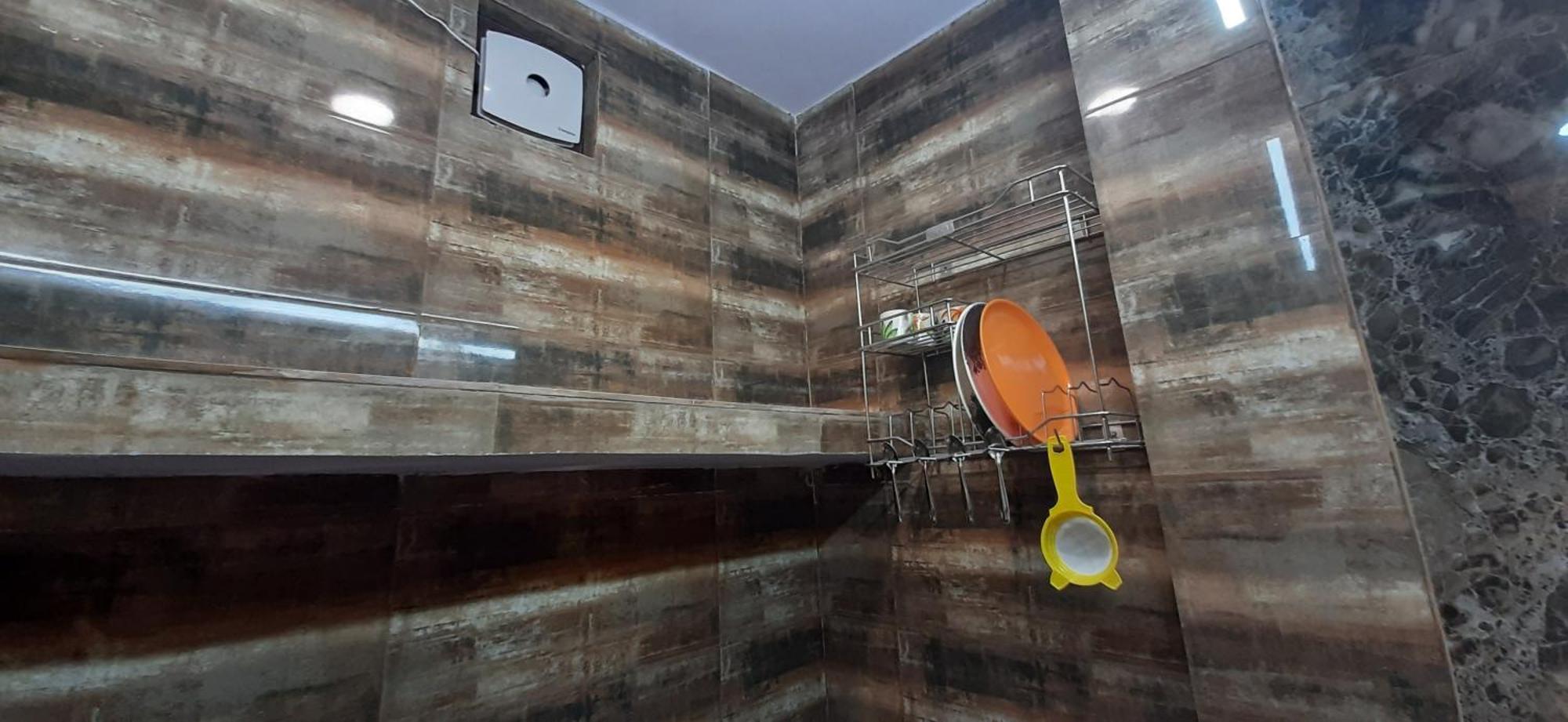 Apartment Aggarwal In Independent Flat With Private Kitchen Washroom Fridge Android Tv Wi Fi And Cooking Utensils For Self Cooking *