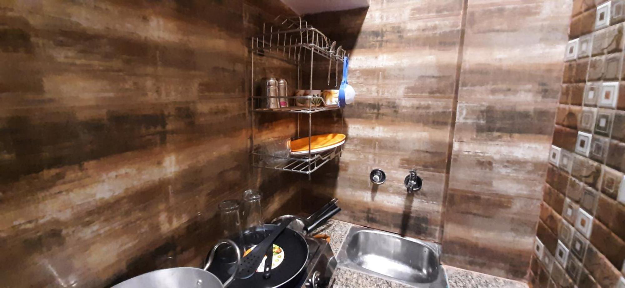 Apartment Aggarwal In Independent Flat With Private Kitchen Washroom Fridge Android Tv Wi Fi And Cooking Utensils For Self Cooking